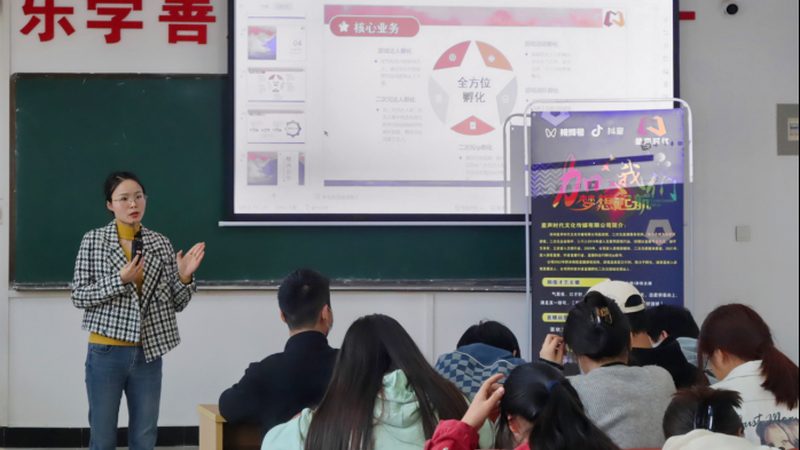 短视频代运营与自主制作：哪种选择更划算？**